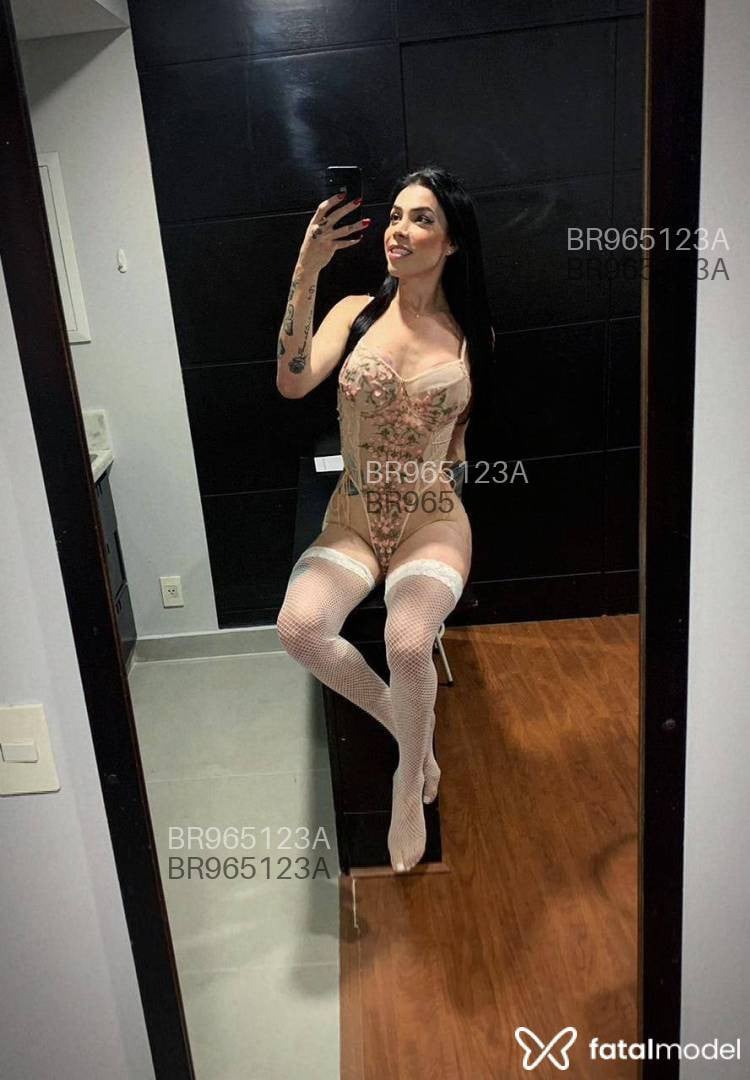 Acompanhante travesti morena (o) de olhos castanhos em Rio de Janeiro - Jacqueline Eduarda