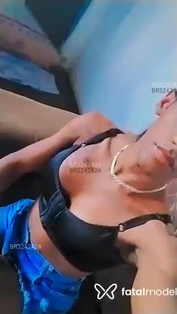 Acompanhante travesti morena (o) de olhos castanhos em Curvelo - Samyra