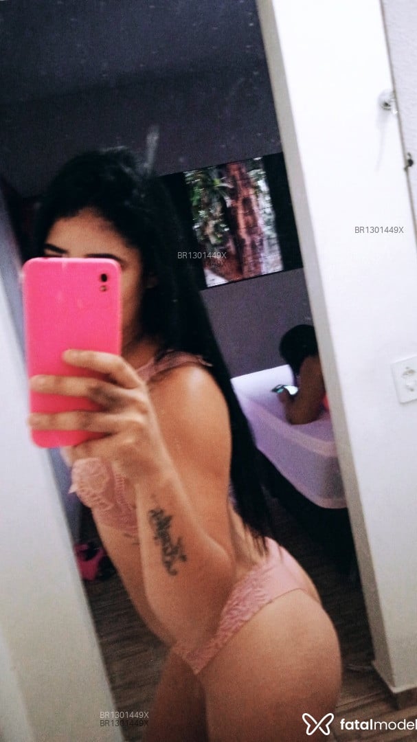Acompanhante mulher com cabelo castanho de olhos castanhos em Toledo - Manoela silva