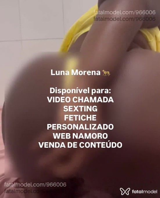 Acompanhante mulher com cabelo castanho de olhos castanhos em Virtual Acompanhante mulher com cabelo castanho de olhos castanhos em Virtual - Luna Morena