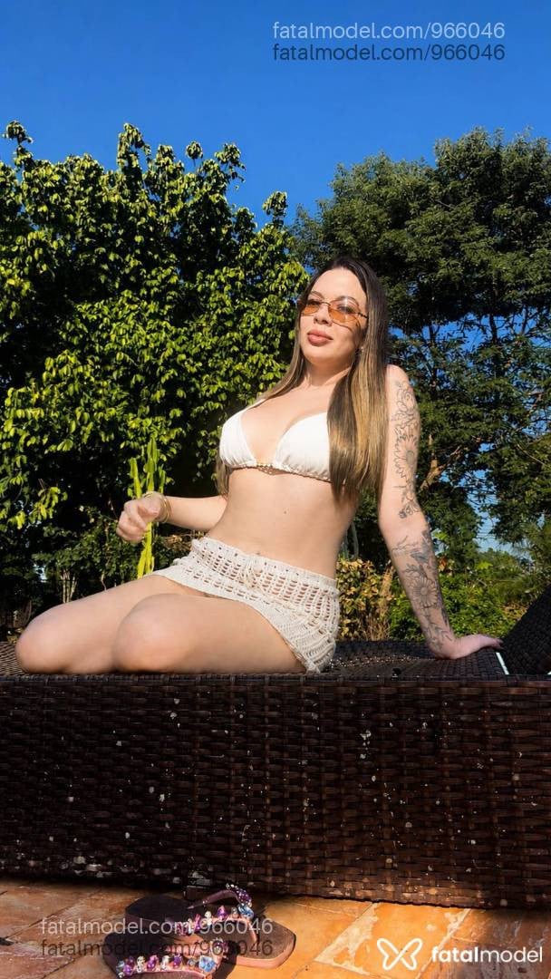 Acompanhante mulher loira (o) de olhos castanhos em Foz do Iguaçu - Melissa