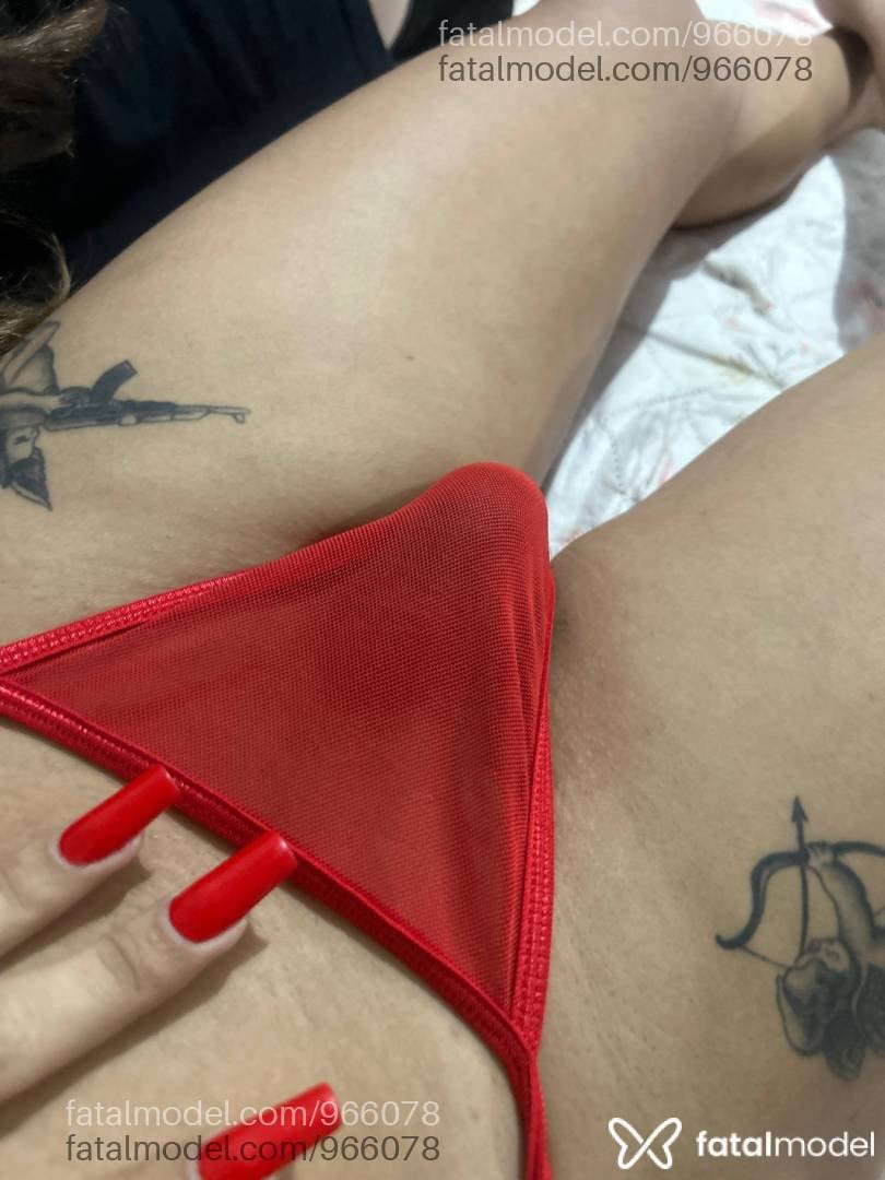 Acompanhante mulher trans com cabelo castanho de olhos castanhos em Sorriso - Lett Fiorentino