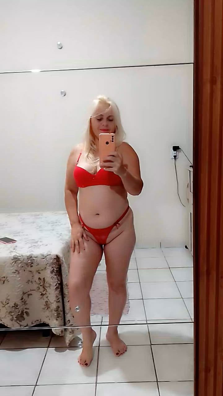 Acompanhante mulher loira (o) de olhos verdes - Angelica