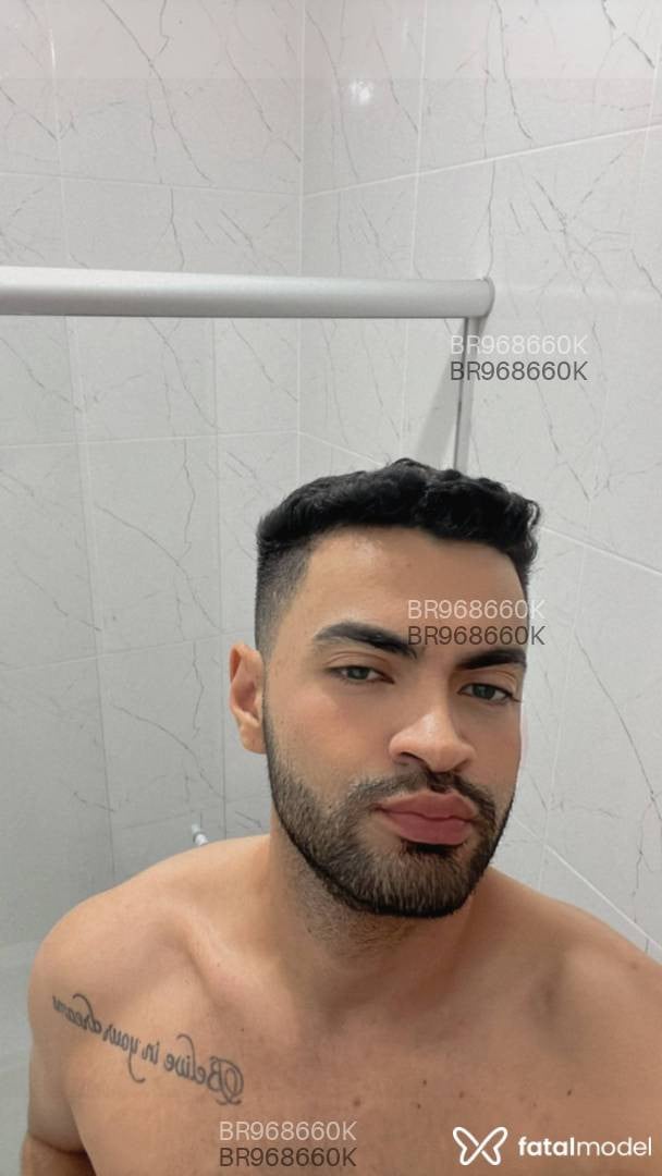 Acompanhante homem morena (o) de olhos castanhos - Thiago Sanches