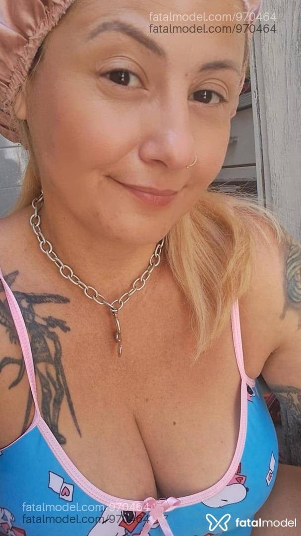 Acompanhante mulher loira (o) de olhos castanhos em Taubaté - Karina Muller