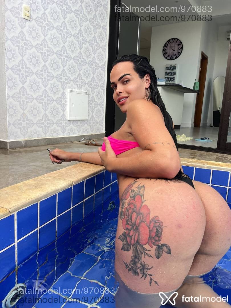 Acompanhante homem trans morena (o) de olhos castanhos em Uberlândia - Pietra Antonella