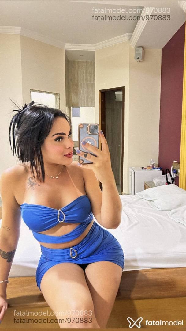 Acompanhante homem trans morena (o) de olhos castanhos - Pietra Antonella