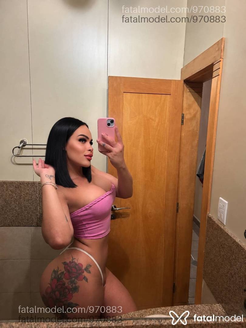 Acompanhante homem trans morena (o) de olhos castanhos - Pietra Antonella