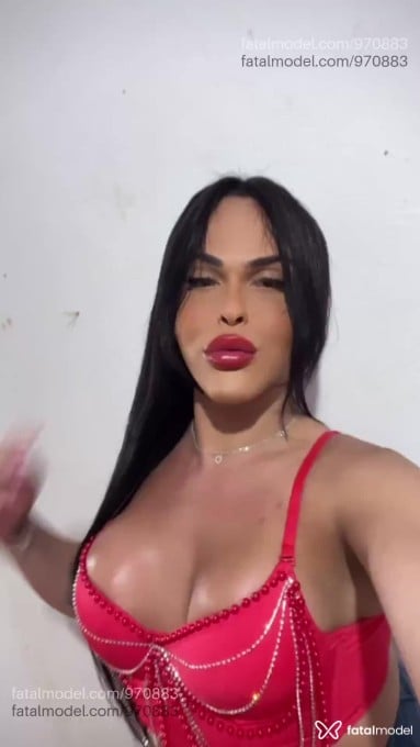 Acompanhante homem trans morena (o) de olhos castanhos em Uberlândia - Pietra Antonella