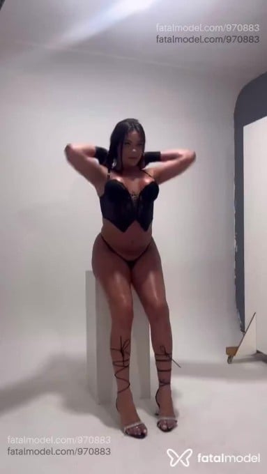 Acompanhante homem trans morena (o) de olhos castanhos em Uberlândia - Pietra Antonella