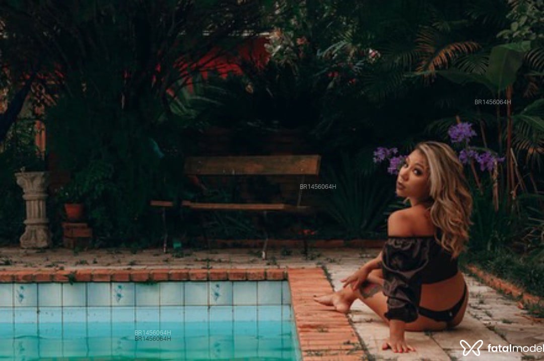 Acompanhante mulher com cabelo castanho de olhos castanhos em Gravataí - Bruna
