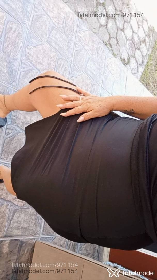 Acompanhante mulher morena (o) de olhos castanhos em Penha - Julia