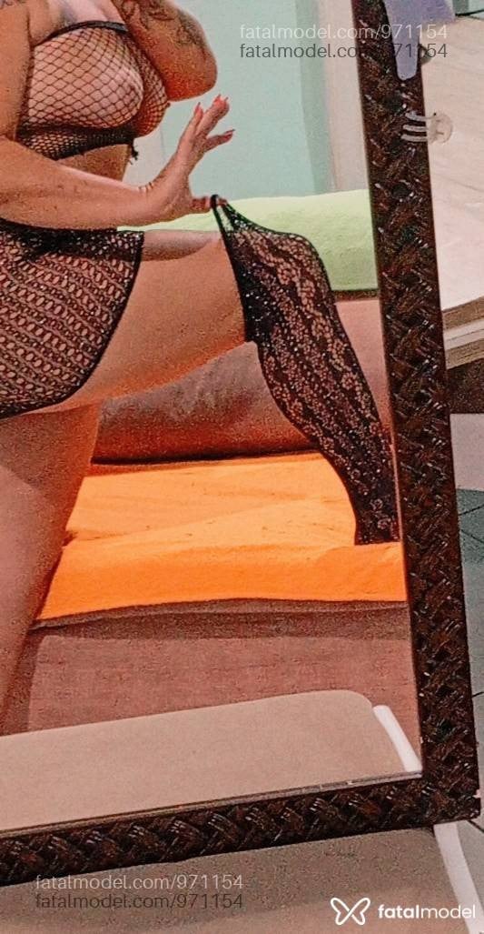Acompanhante mulher morena (o) de olhos castanhos em Penha - Julia