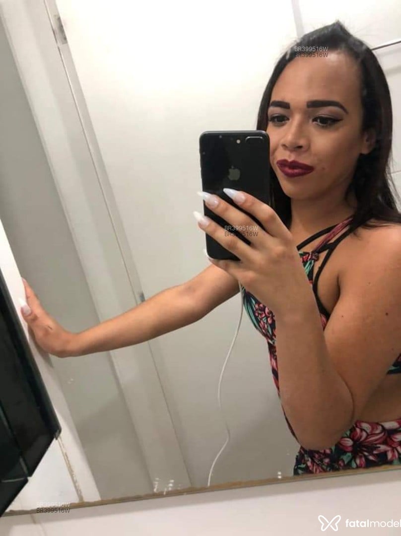 Acompanhante mulher trans morena (o) de olhos castanhos em Bragança Paulista - Mycaela Montteiro