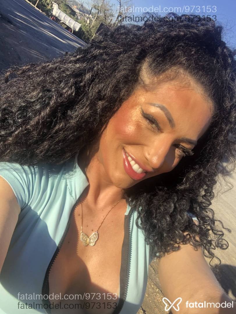 Acompanhante mulher trans morena (o) de olhos castanhos em Rio do Sul Acompanhante mulher trans morena (o) de olhos castanhos em Rio do Sul - Beatriz Cortez