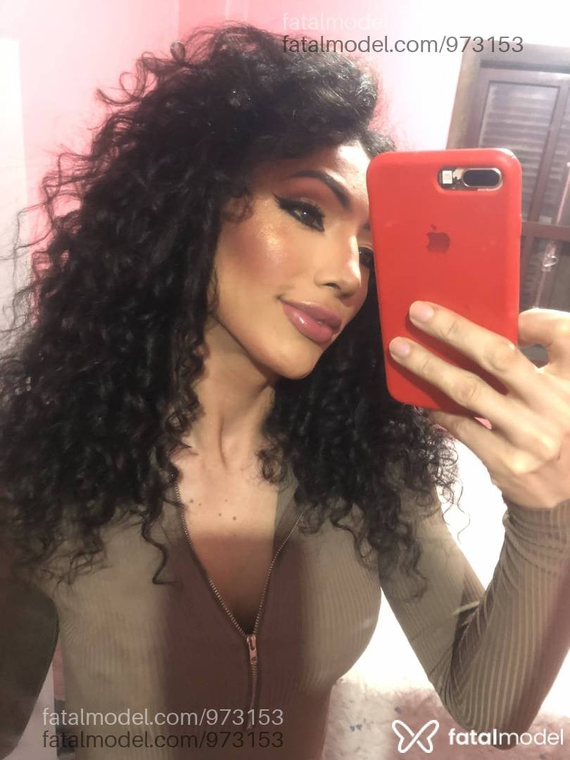 Acompanhante mulher trans morena (o) de olhos castanhos em Criciúma - Beatriz Cortez