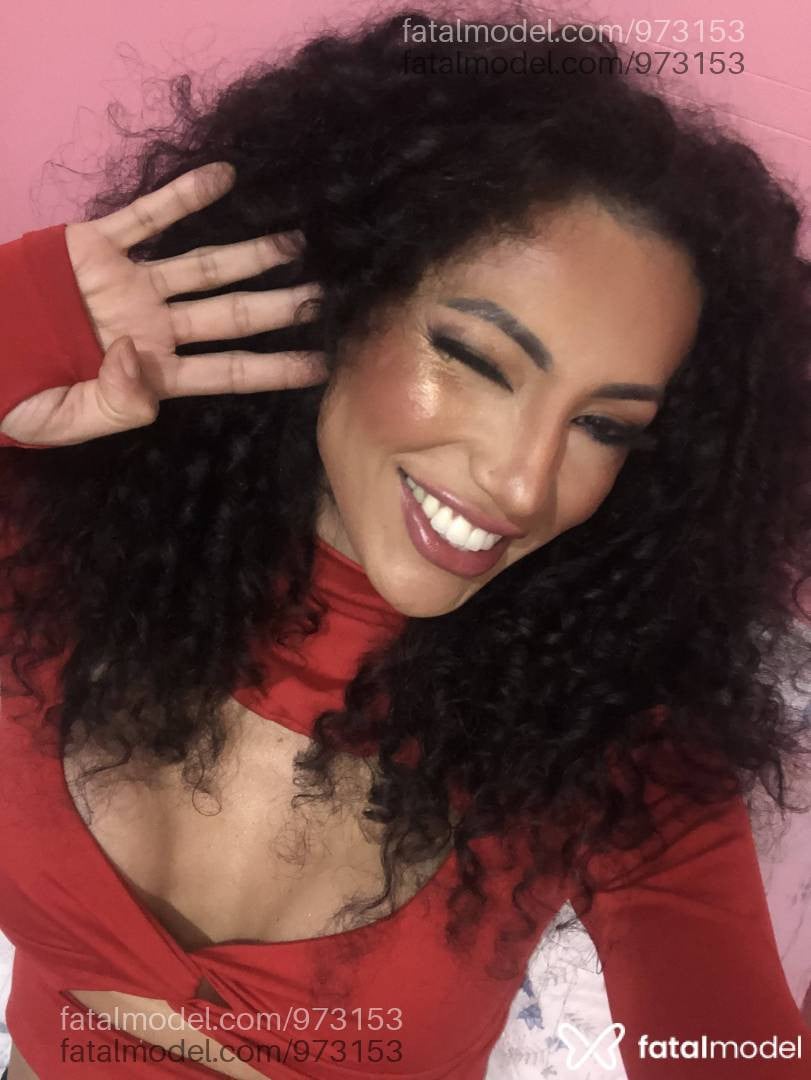 Acompanhante mulher trans morena (o) de olhos castanhos em Criciúma - Beatriz Cortez