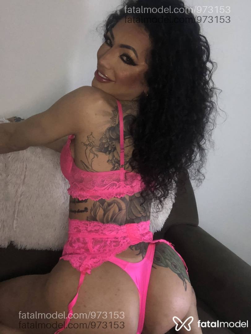 Acompanhante mulher trans morena (o) de olhos castanhos em Rio do Sul - Beatriz Cortez