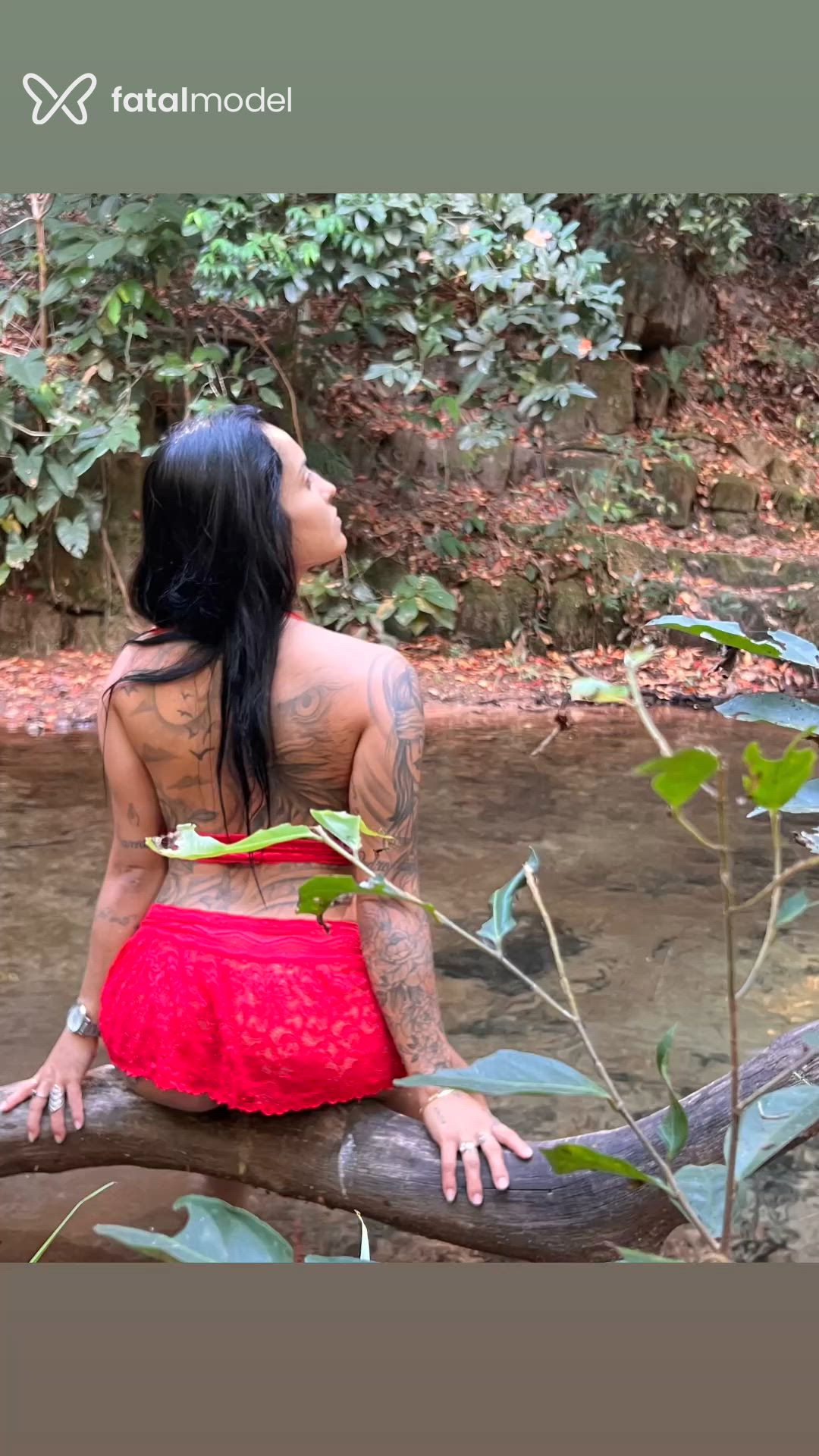 Acompanhante mulher morena (o) de olhos pretos - Goiana