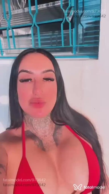 Acompanhante mulher com cabelo castanho de olhos mel em Rio Claro Acompanhante mulher com cabelo castanho de olhos mel em Rio Claro - Priscilla Fontini