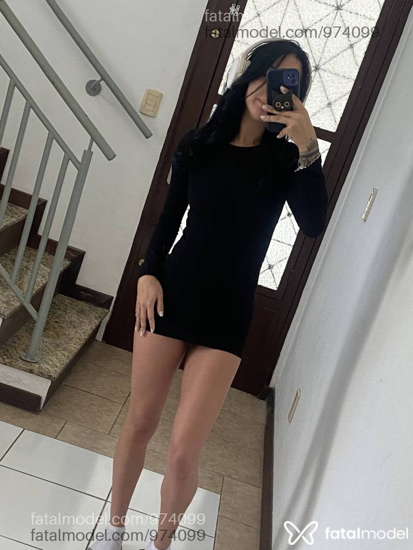 Acompanhante mulher morena (o) de olhos castanhos - Pamii