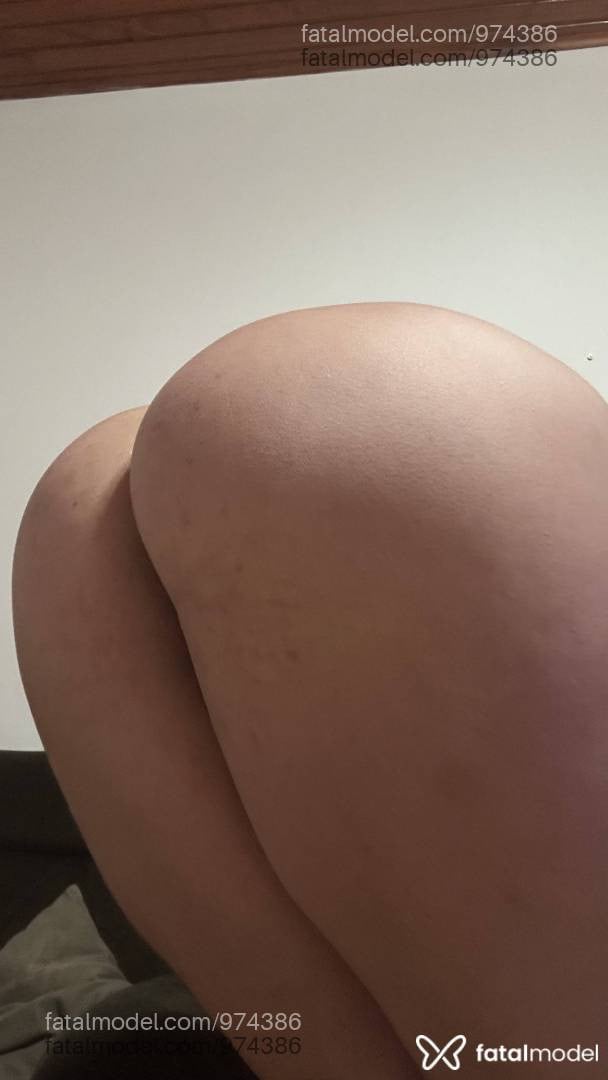 Acompanhante mulher com cabelo castanho de olhos castanhos - Bruna Reis
