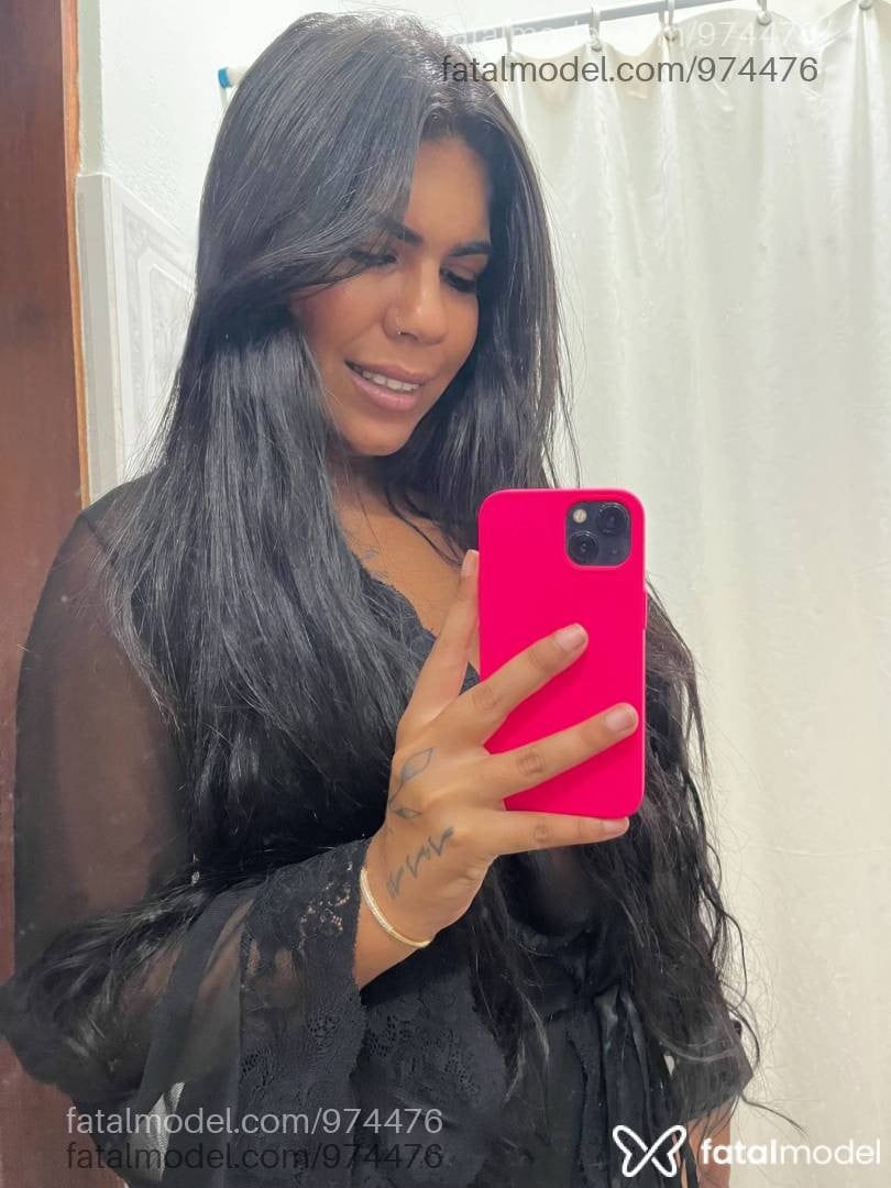 Acompanhante mulher morena (o) de olhos castanhos - Leticia