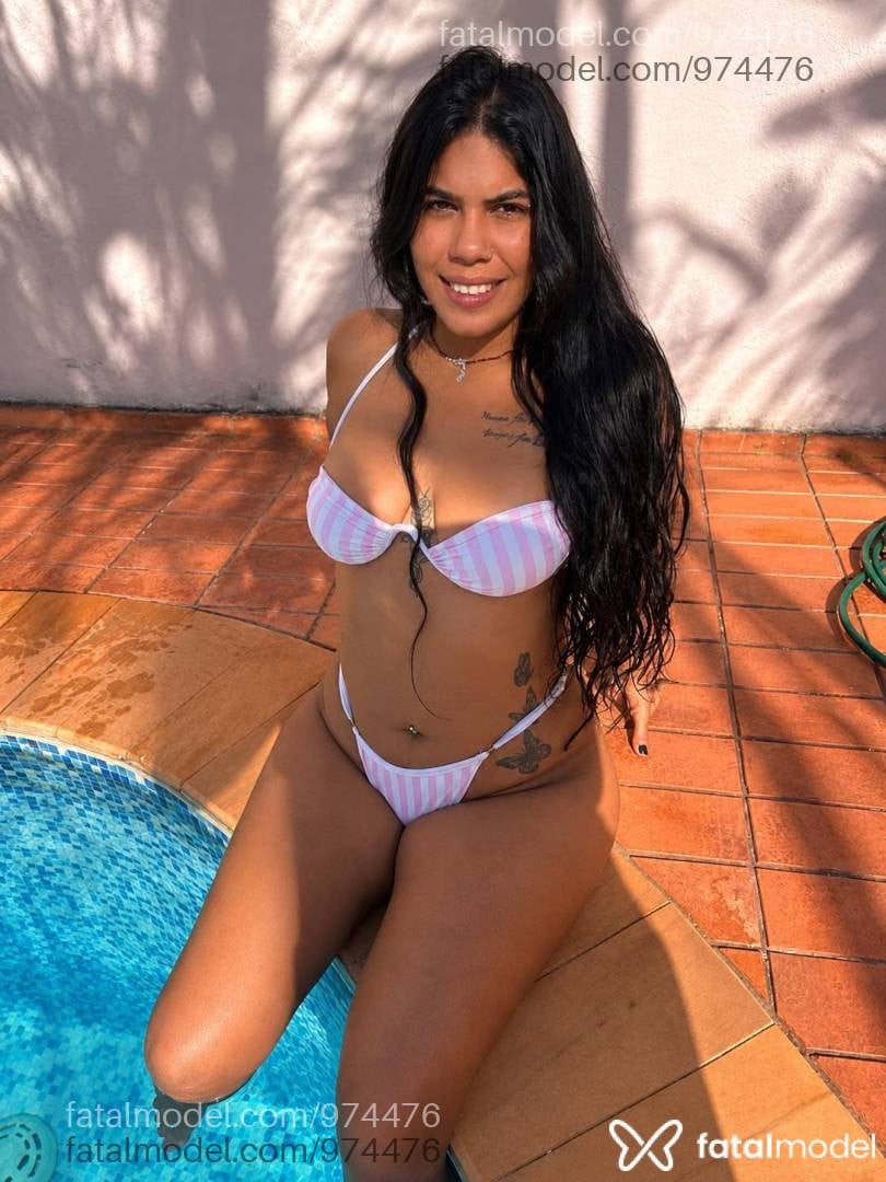 Acompanhante mulher morena (o) de olhos castanhos - Leticia