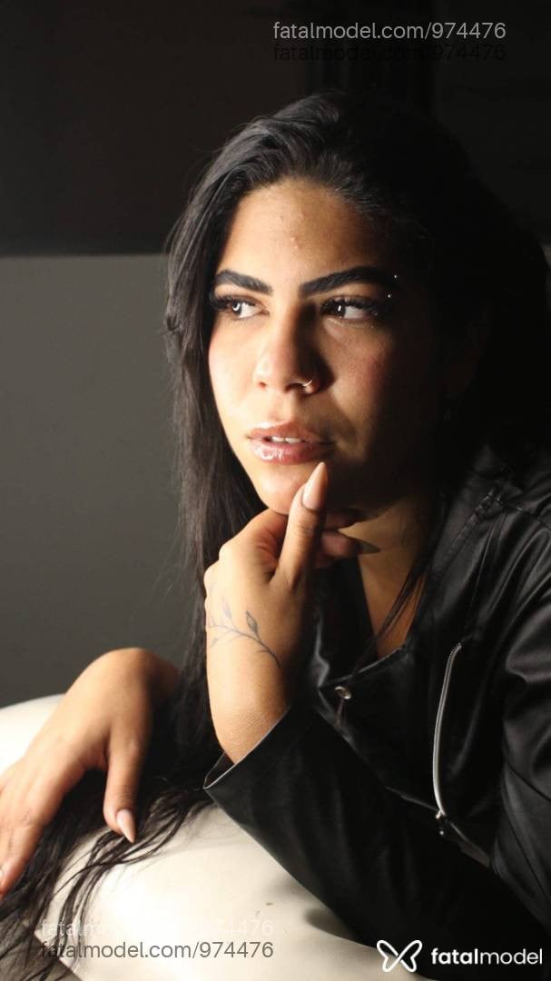 Acompanhante mulher morena (o) de olhos castanhos em Pirassununga - Leticia