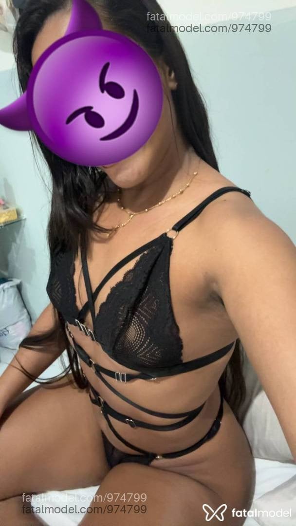 Acompanhante mulher com cabelo castanho de olhos castanhos em Sousa - Carol Oliveira