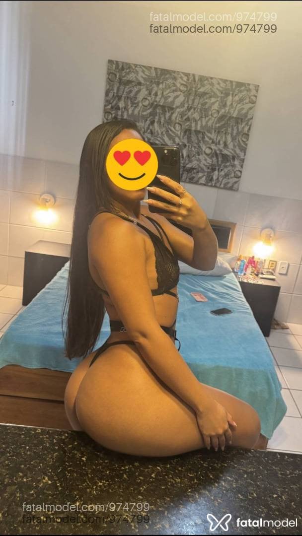 Acompanhante mulher com cabelo castanho de olhos castanhos em Sousa - Carol Oliveira