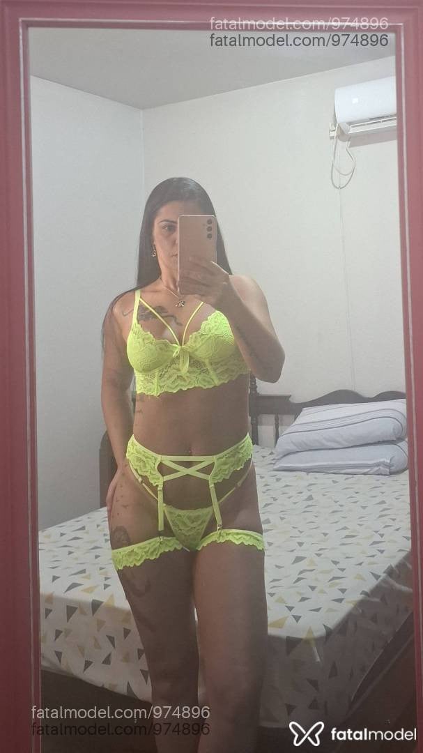 Acompanhante mulher morena (o) de olhos mel - Julianaa Ferraz Acompanhante mulher morena (o) de olhos mel - Julianaa Ferraz