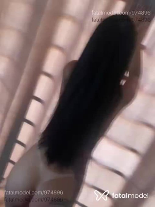 Acompanhante mulher morena (o) de olhos mel - Julianaa Ferraz Acompanhante mulher morena (o) de olhos mel - Julianaa Ferraz
