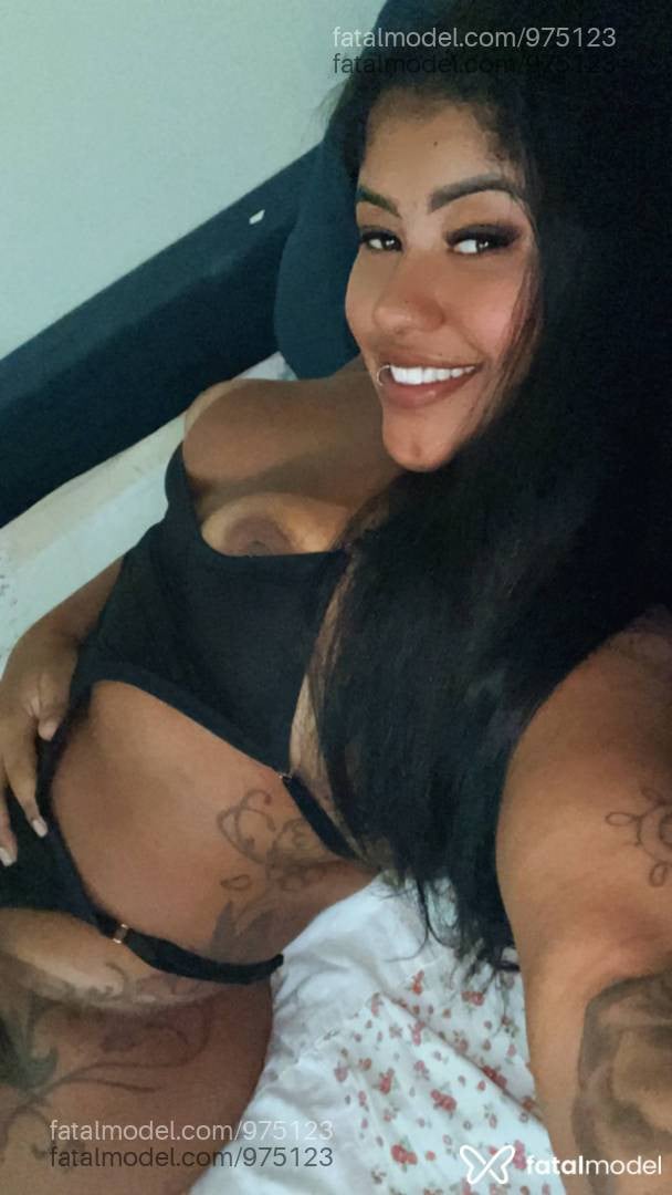 Acompanhante mulher morena (o) de olhos castanhos - CAROL MORENA Acompanhante mulher morena (o) de olhos castanhos - CAROL MORENA