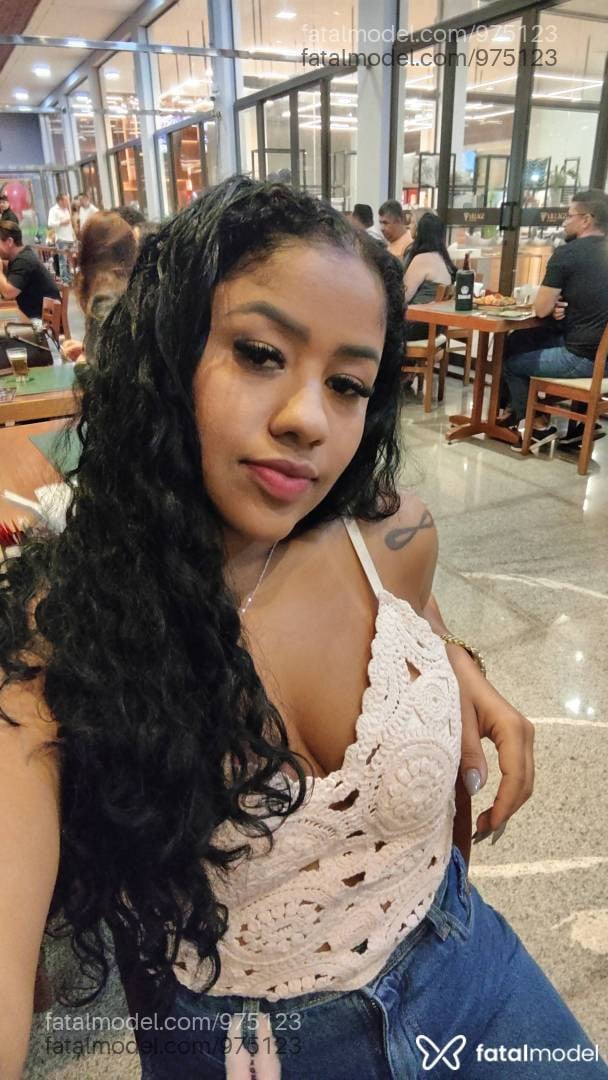 Acompanhante mulher morena (o) de olhos castanhos - CAROL MORENA