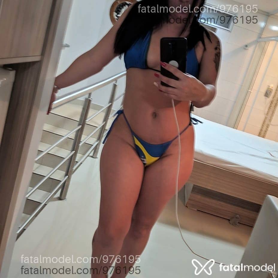 Acompanhante mulher com cabelo castanho de olhos castanhos em Xanxerê - Suellen