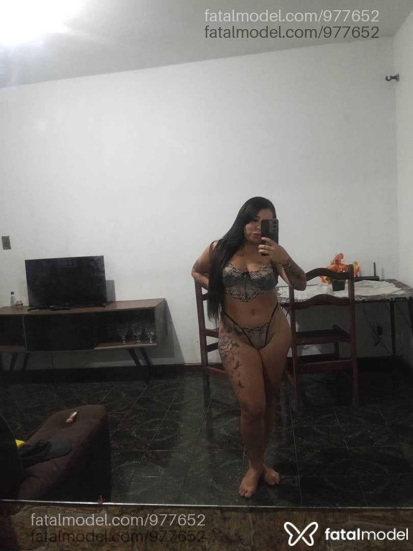 Acompanhante mulher ruiva (o) de olhos castanhos - Millena