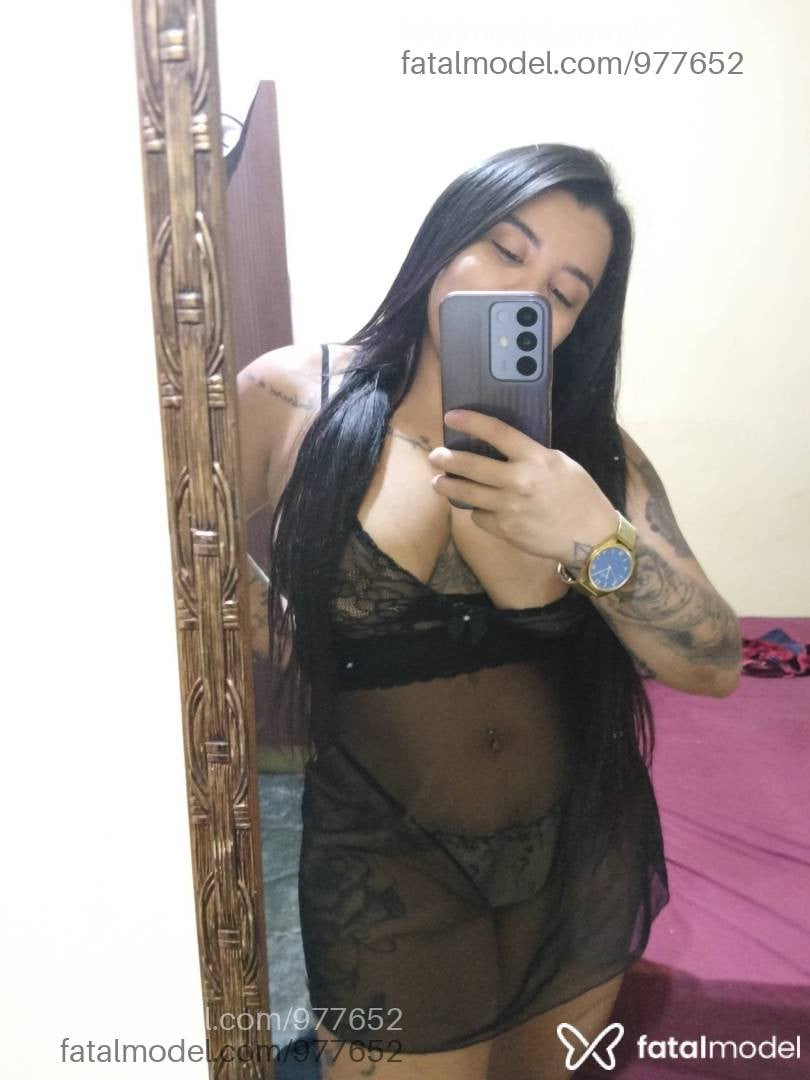 Acompanhante mulher ruiva (o) de olhos castanhos - Millena