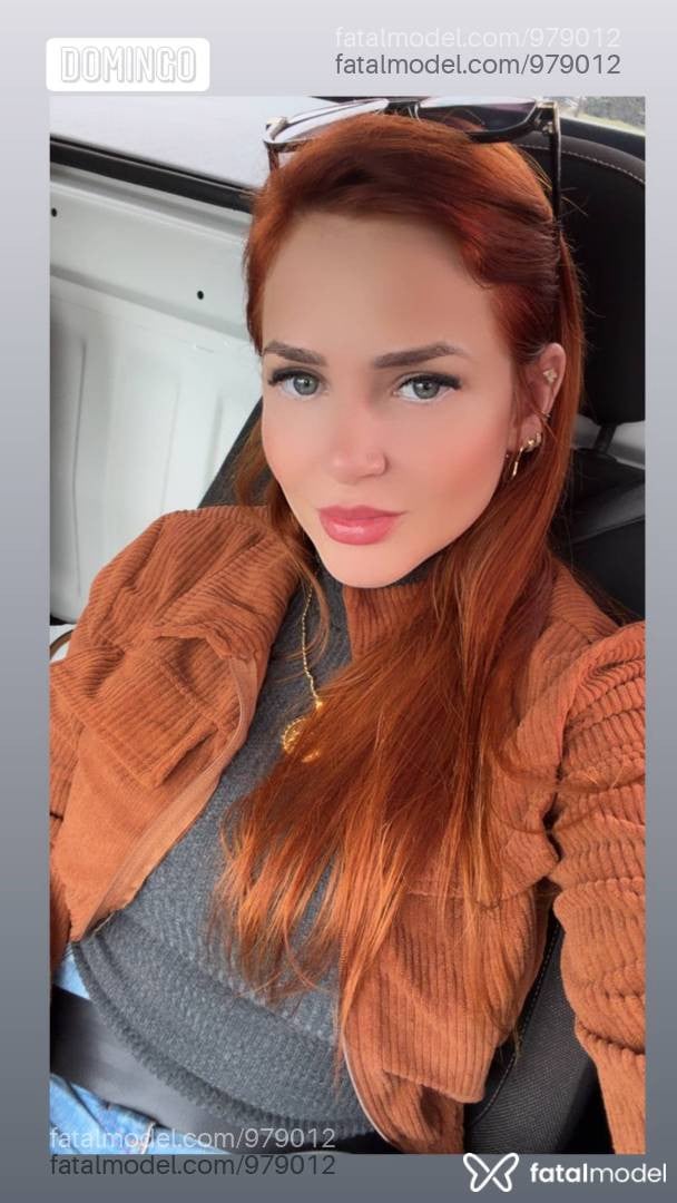 Acompanhante mulher ruiva (o) de olhos verdes - Nicole