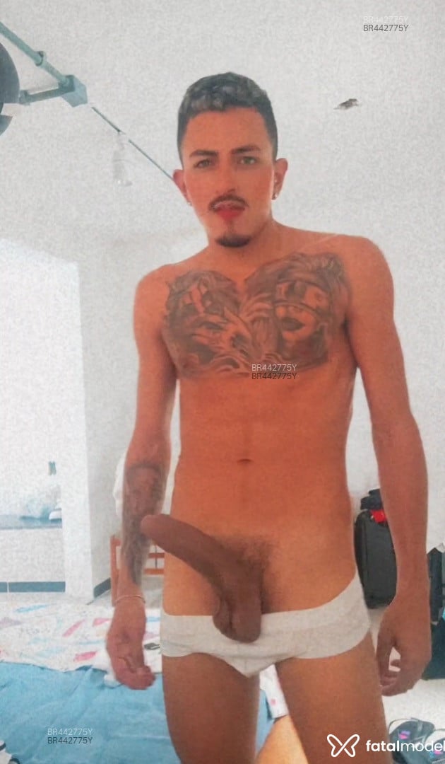 Acompanhante homem com cabelo castanho de olhos castanhos em Rio Branco - ACREANO MAXO