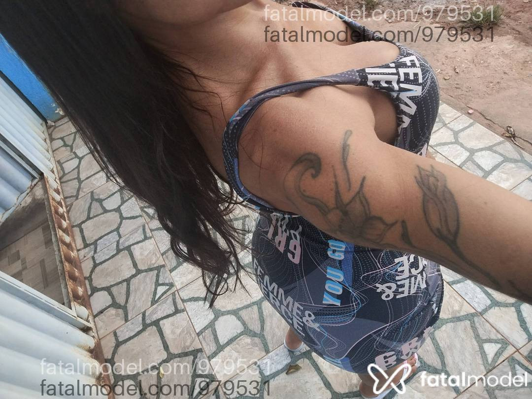 Acompanhante travesti com cabelo castanho de olhos castanhos em Ji-Paraná - Fabiola Correia