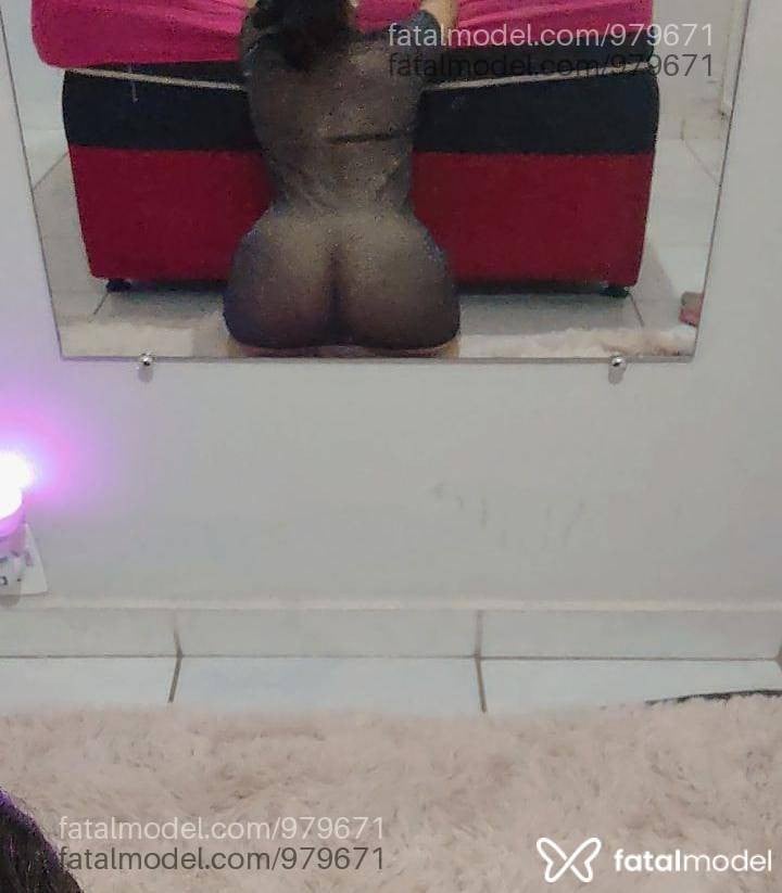 Acompanhante mulher com cabelo castanho de olhos castanhos em Mineiros Acompanhante mulher com cabelo castanho de olhos castanhos em Mineiros - Gaby