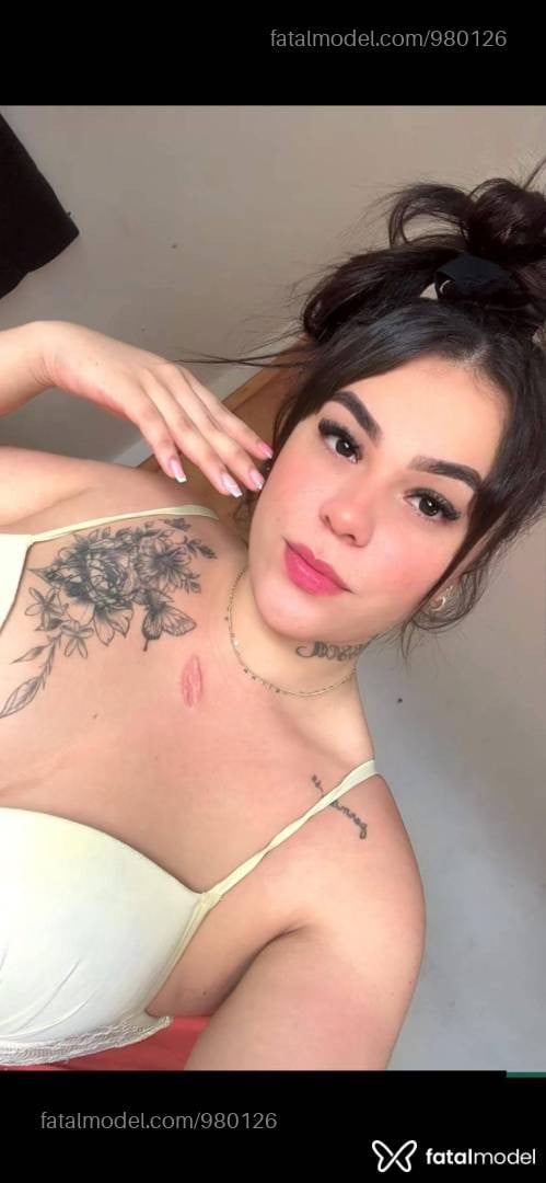 Acompanhante mulher morena (o) de olhos pretos em Cornélio Procópio - Milena Fonseca
