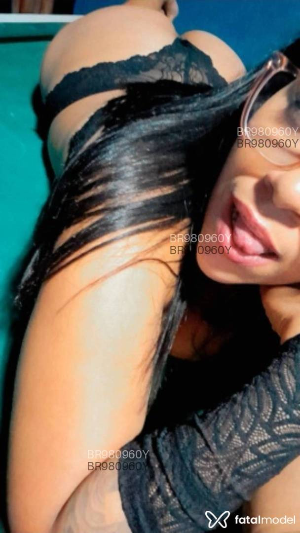 Acompanhante mulher morena (o) de olhos pretos em Costa Rica Acompanhante mulher morena (o) de olhos pretos em Costa Rica - Tayla Paraguaia
