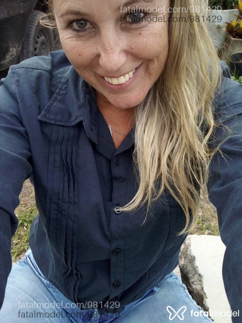 Acompanhante mulher loira (o) de olhos azuis em Tramandaí Acompanhante mulher loira (o) de olhos azuis em Tramandaí - Júlia Fontini