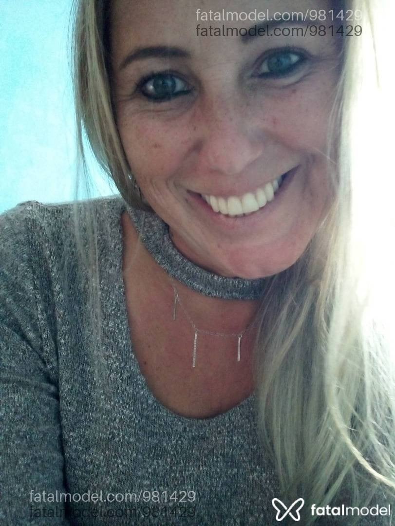 Acompanhante mulher loira (o) de olhos azuis em Tramandaí Acompanhante mulher loira (o) de olhos azuis em Tramandaí - Júlia Fontini