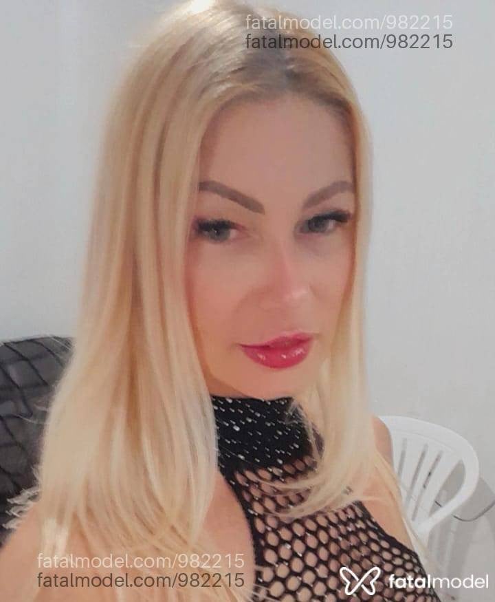 Acompanhante mulher loira (o) de olhos mel - Aline