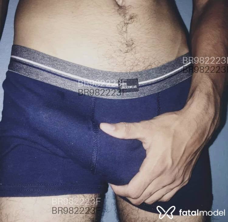 Acompanhante homem morena (o) de olhos verdes em Criciúma Acompanhante homem morena (o) de olhos verdes em Criciúma - Jonas
