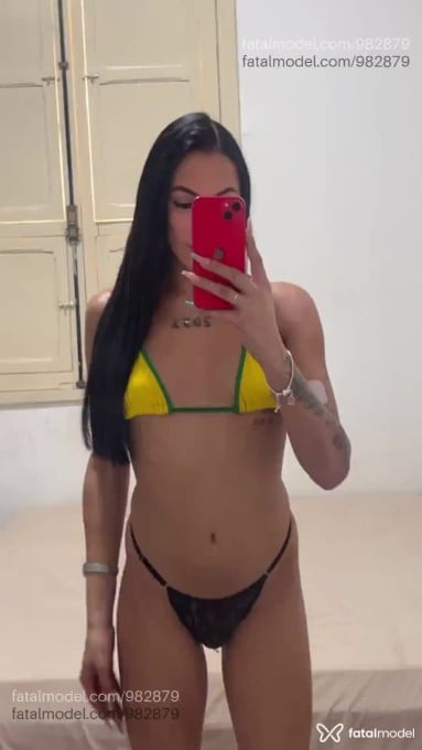 Acompanhante mulher trans morena (o) de olhos castanhos em Belo Horizonte - Alice Moura