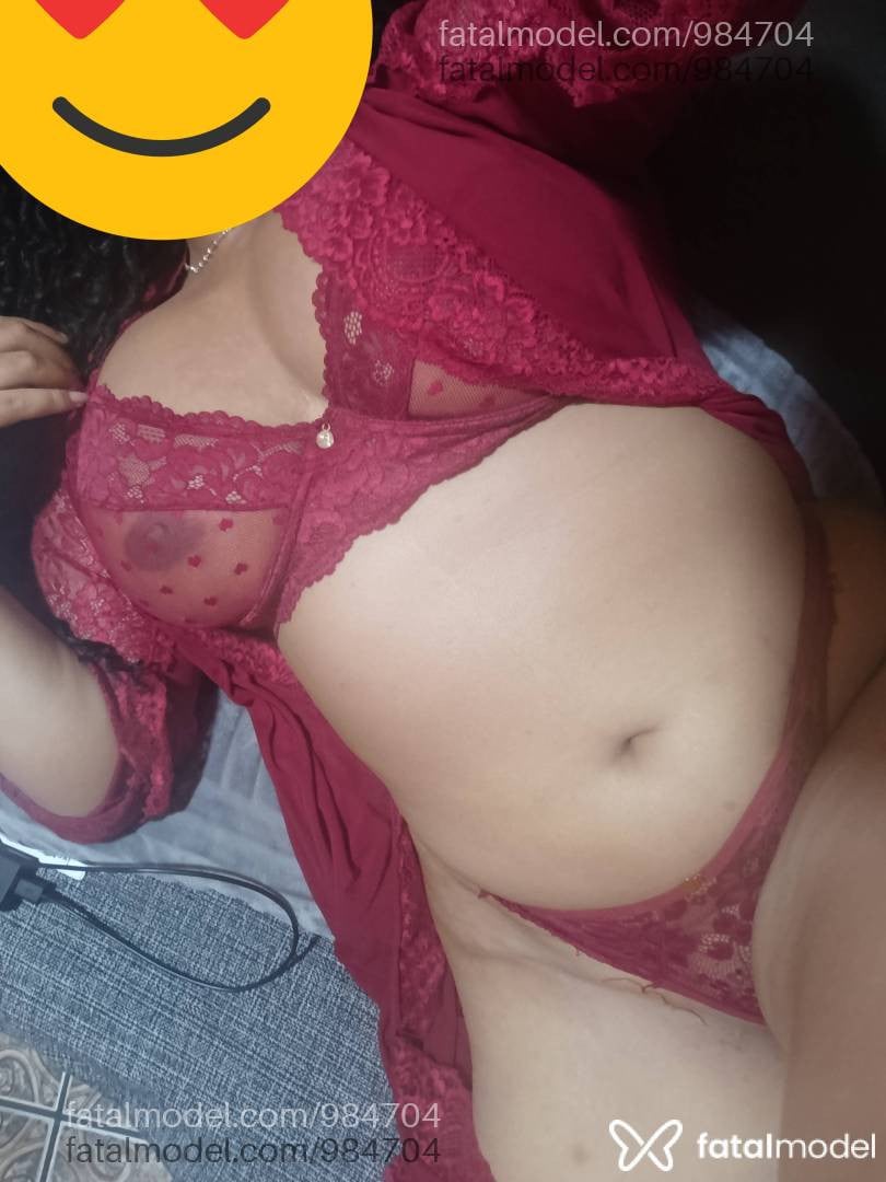 Acompanhante mulher morena (o) de olhos castanhos em Itabuna Acompanhante mulher morena (o) de olhos castanhos em Itabuna - Rubii